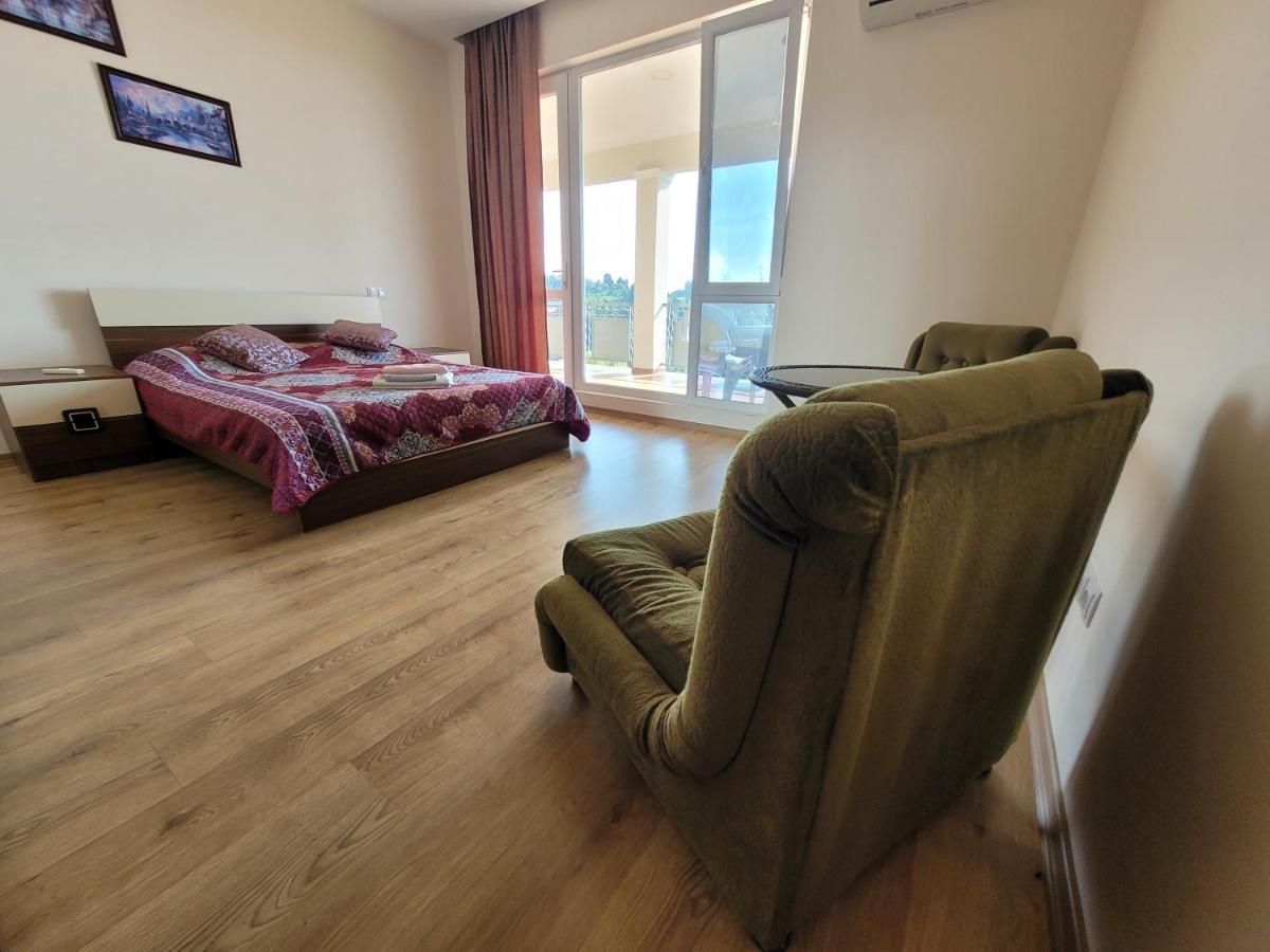 Apartments Sunset Paradise Makhinjauri Ngoại thất bức ảnh