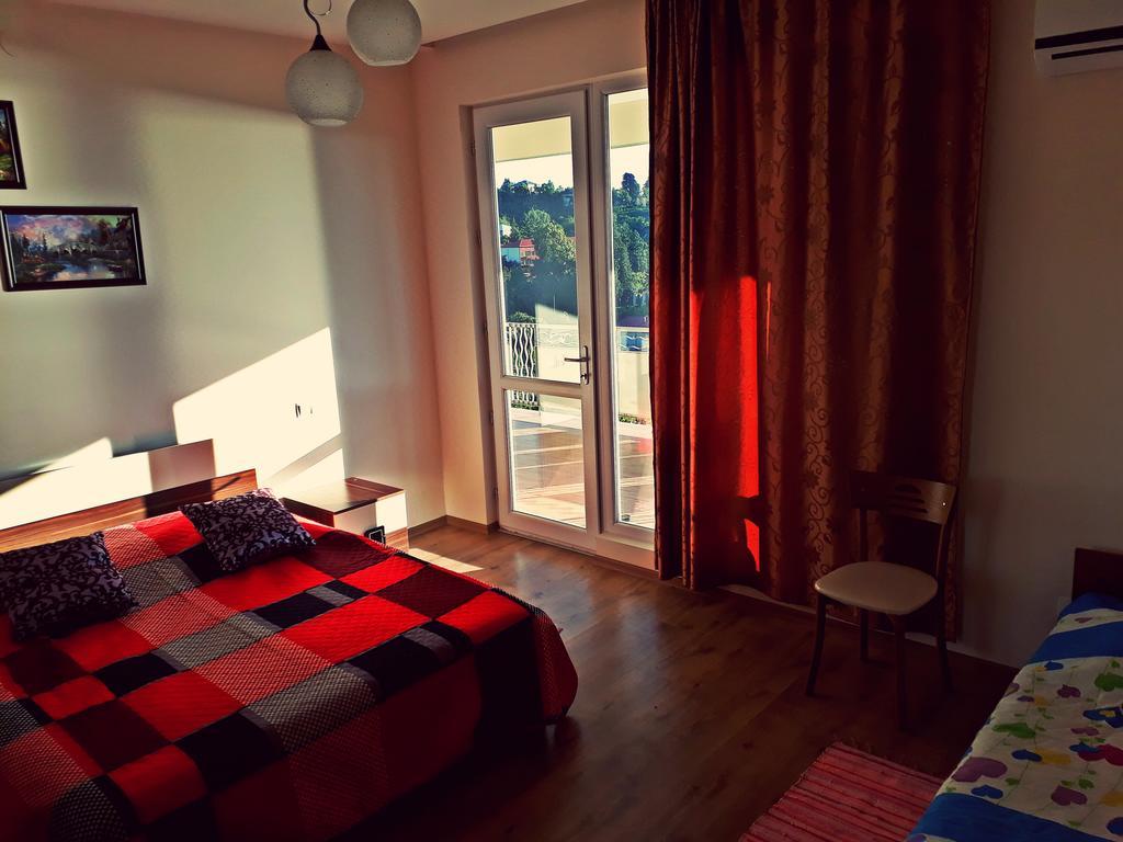 Apartments Sunset Paradise Makhinjauri Ngoại thất bức ảnh